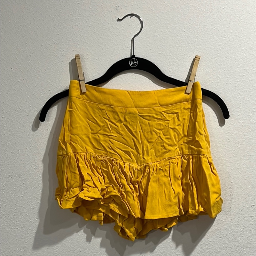 Vibrant Yellow High Waist Skort with Soft Texture